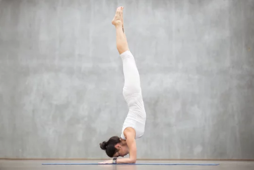 Benefits of Pincha Mayurasana Or Feathered Peacock Pose | YOGA KARGHA